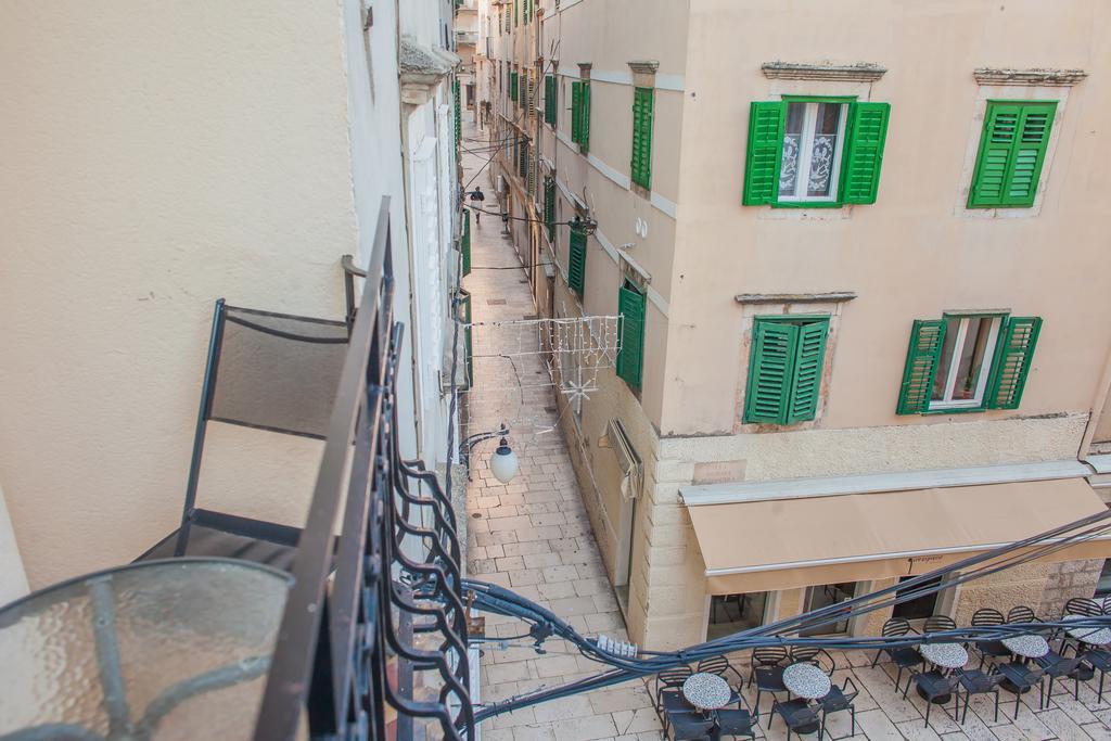 שיבניק Apartments Cico מראה חיצוני תמונה